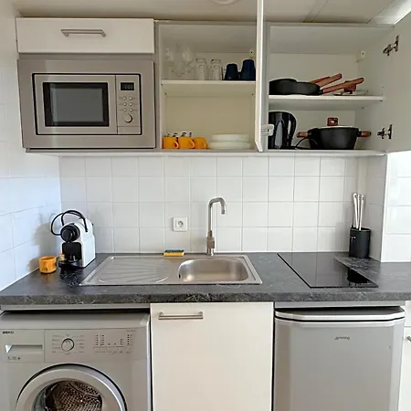 Apartment 5